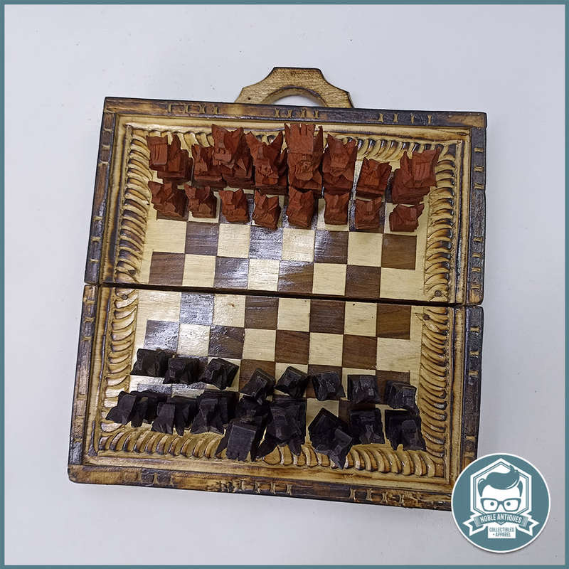 Complete Folding Case Indonesian Chess Set!!!