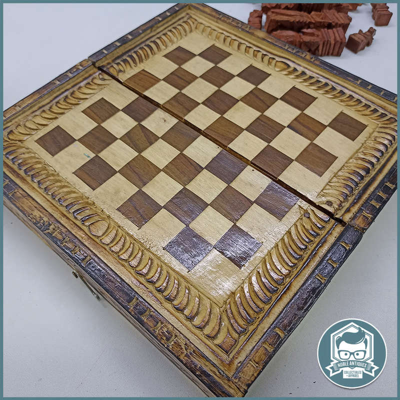 Complete Folding Case Indonesian Chess Set!!!