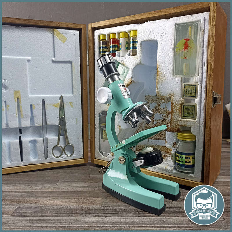 Vintage, Original Boxed A Wood Cased Tasco Deluxe Microscope Set with Accessories!!!