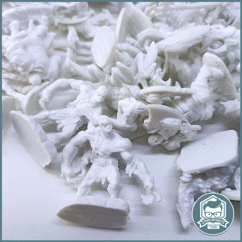 MASSIVE Original REAPER Miniatures Figurine Collection - Unpainted, Bid For All!!!