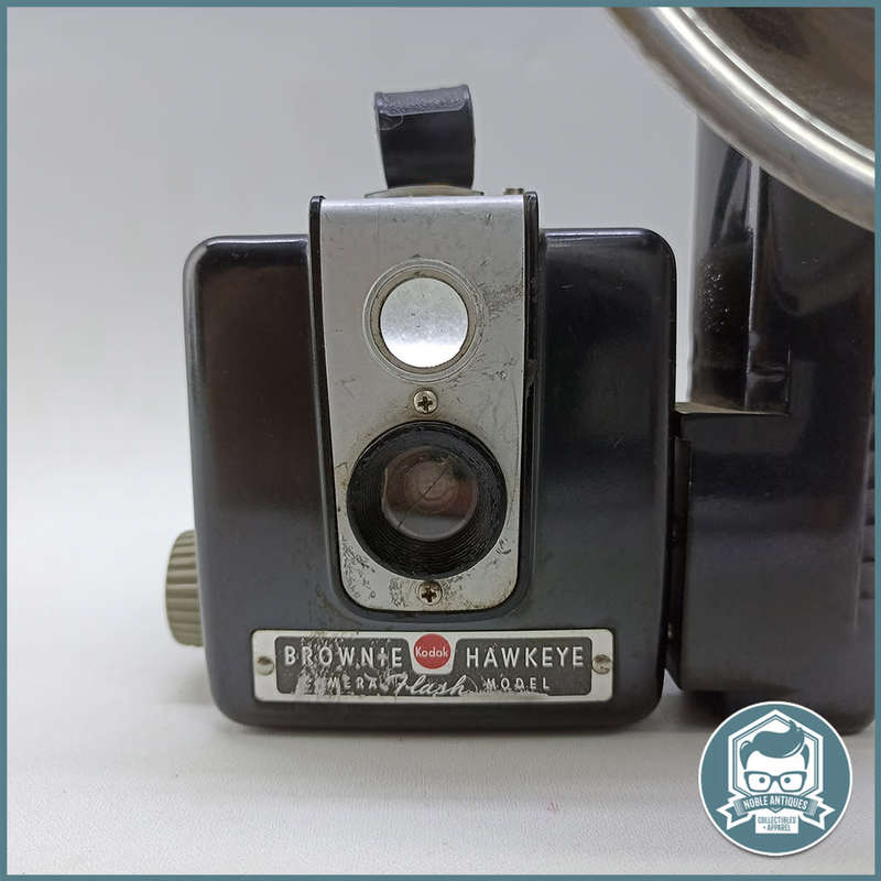 Original Vintage 1950`s Kodak Brownie Hawkeye Flash Model Camera!!!
