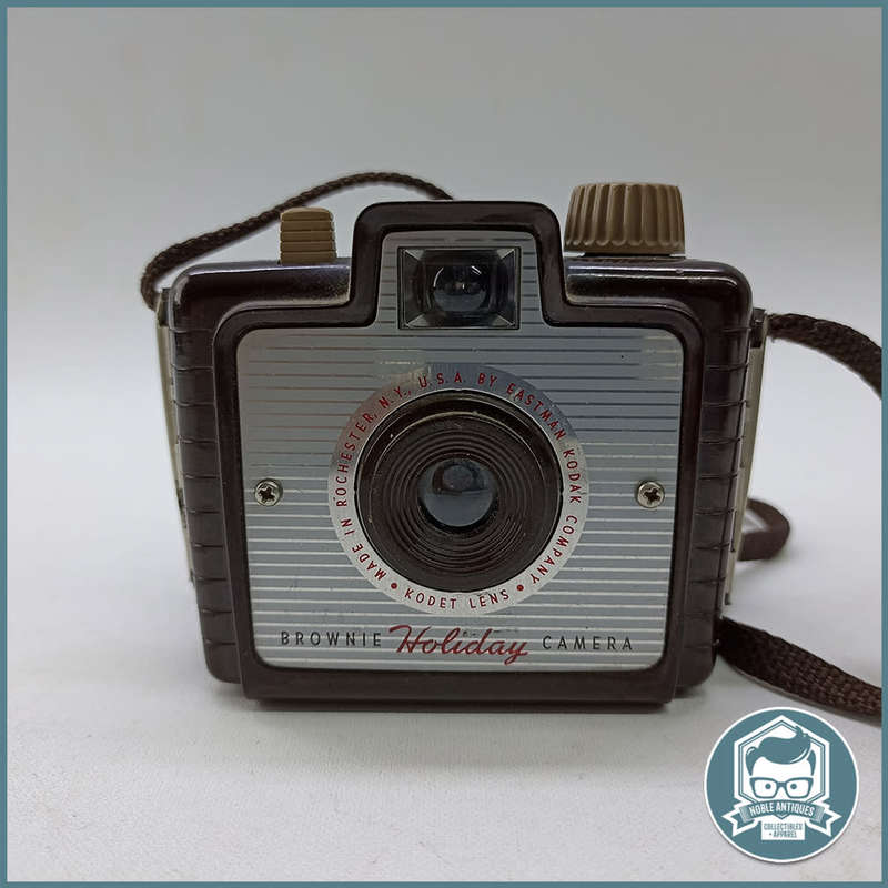 Vintage 1960`s Kodak Brownie Holiday Camera!!!