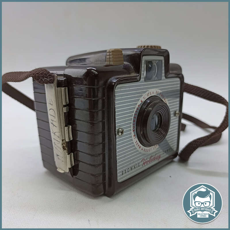 Vintage 1960`s Kodak Brownie Holiday Camera!!!