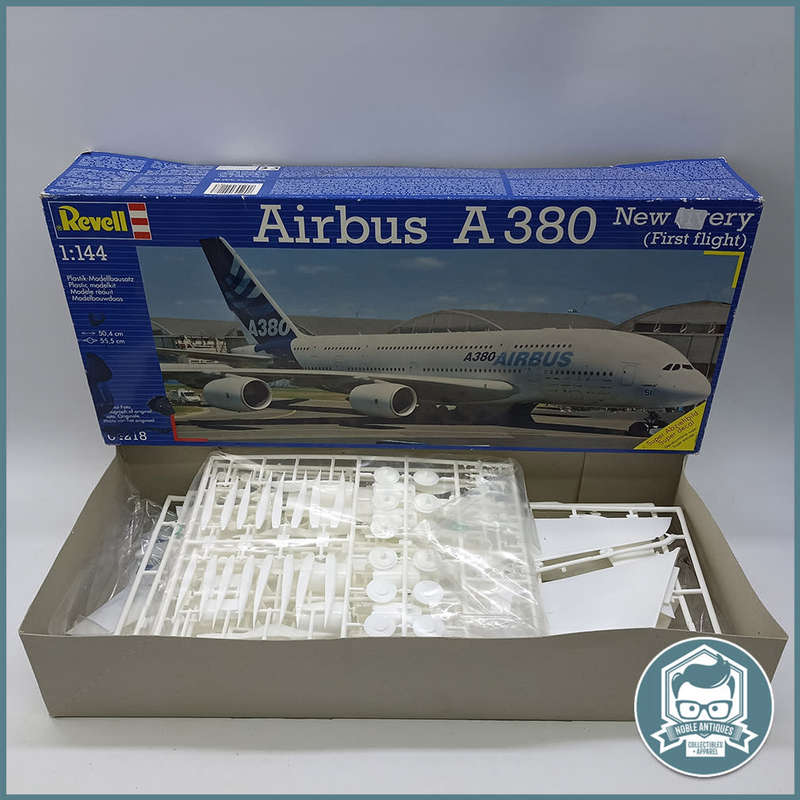 Large Revell Airbus A380  - Looks to Be Complete!!!