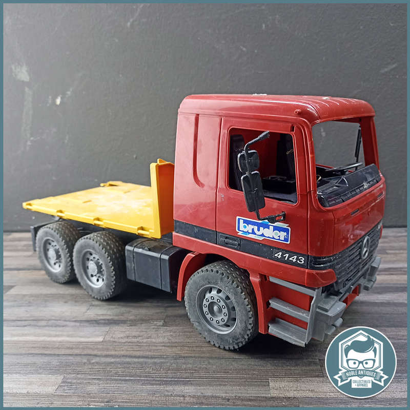 Original German Bruder Actros Mercedes Flatbed Tipper Truck !!!