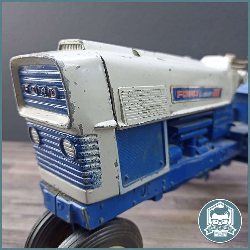 RARE!!! Large 1/12 Ford 6000 Commander Die Cast Metal Tractor by Hubley!!!