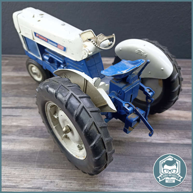 RARE!!! Large 1/12 Ford 6000 Commander Die Cast Metal Tractor by Hubley!!!