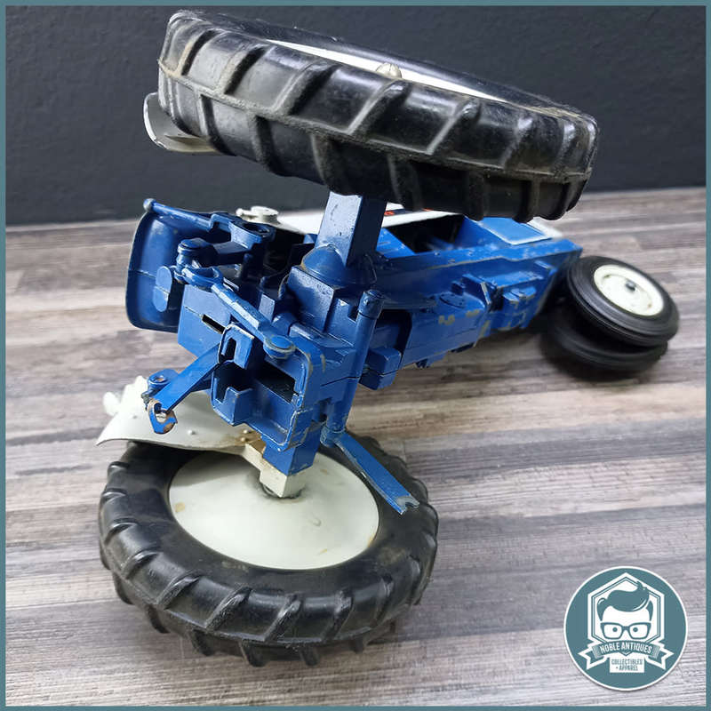 RARE!!! Large 1/12 Ford 6000 Commander Die Cast Metal Tractor by Hubley!!!