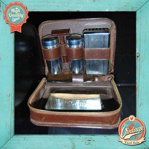 1930's Mens Vanity with bakalite shaver, and chrome groomers. (Never Used)