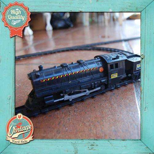 Model Train set (Complete with split Track)