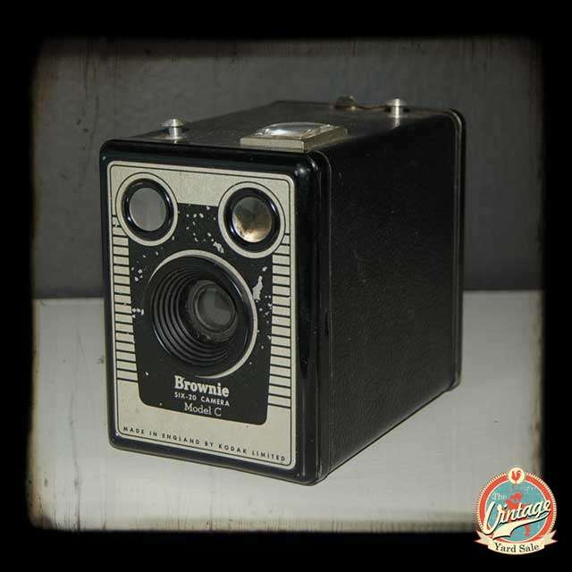 KODAK BROWNIE SIX-20 MODEL C