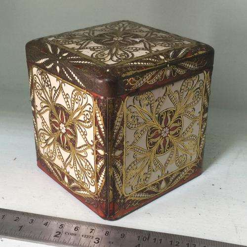 Antique Tin Made in Holland
