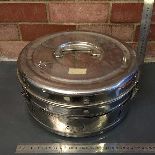 Large Medical Stainless Steel Container with Airvents ((350mm x 250mm)