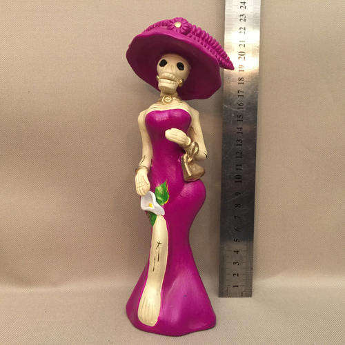 RETRO SCELETON LADY WITH WOBLY HEAD