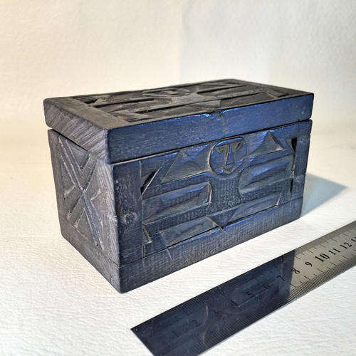 HANDCRAFTED DARK WOOD JEWELRY BOX (M)