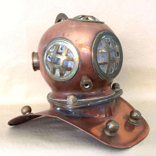 Rare Detailed Copper and Brass Dive Helmet Replica (200mm x 200mm)