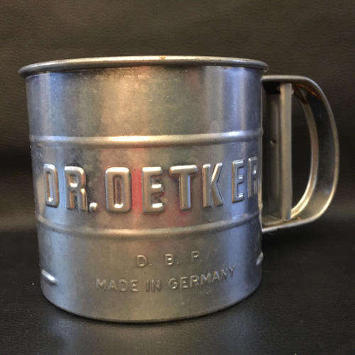 Vintage DR Oetker German Sifter