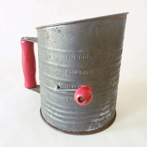 Vintage Bromwell's Measuring Sifter