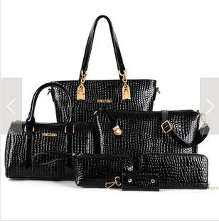 6 pieces set handbag, black color, corss shoulder, barrel, cosmetic, purse, keys. Stock in ZA