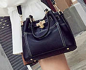 Retro bucket bag. Black color.