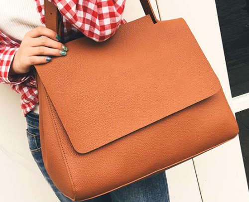 Litchi pattern big capacity lady bag.Brown color.Stock in ZA