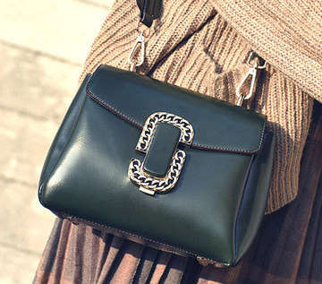 Wider belt camera lady bag. Green color. Stock in ZA.