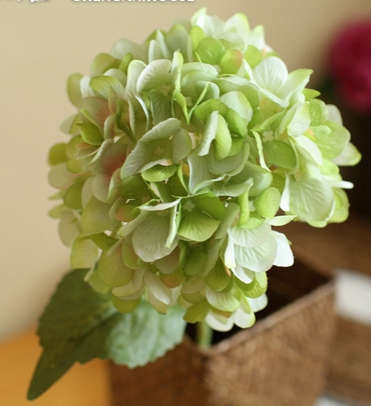 Quality silk flower.9 colors Hydrangea.55cm length.1 flower in 1 branch.