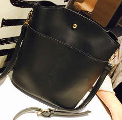 2 piece simply design lady bag. Black color. Stock in ZA