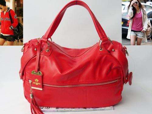 Genuine leather handbag, color Red