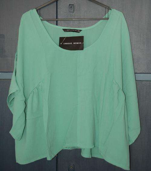 90% off bright green chiffon loose style shirt, size 30-36