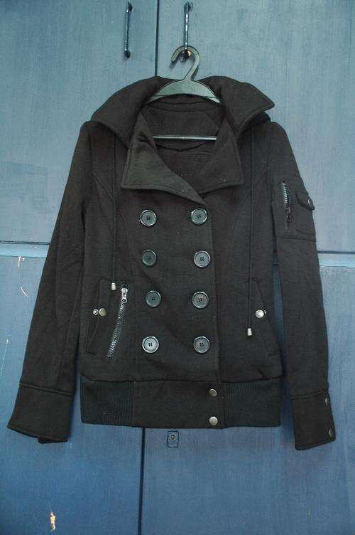 Size 30-32 Thermal shirts with hat, thick warm hoodies. Final promotion