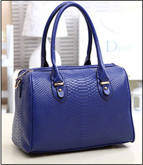 Crocodile pattern lady bag. Big size. Blue color. Shipping R30