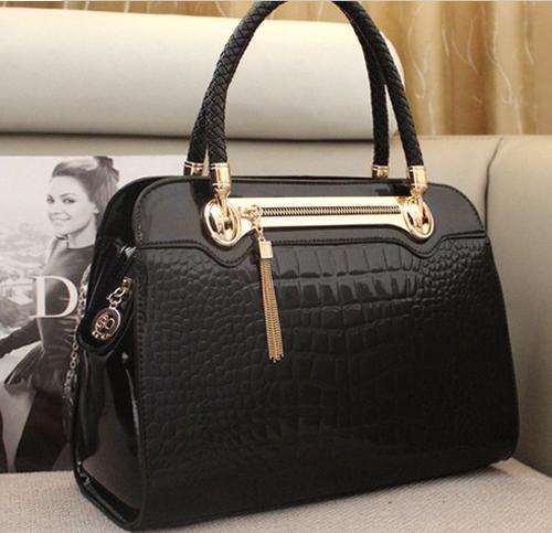 Crocodile pattern office lady loves bag. Black color. Stock in ZA,no custom fee!