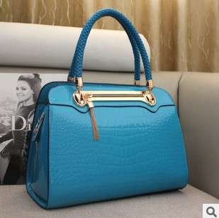 Crocodile pattern office lady loves bag. Blue color. Shipping fee R30