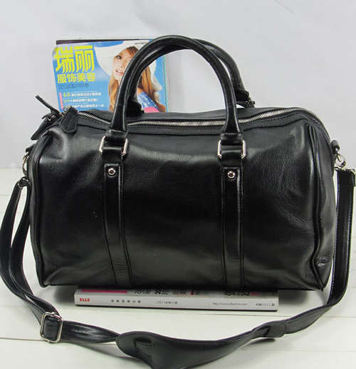 Chilli stars love very large size ladies handbag. Black color. Stock in ZA