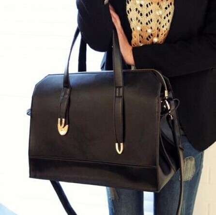 Wild use ladies big size handbag. Black color. Stock in ZA