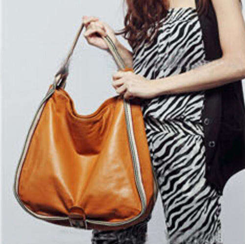Simply design wild match large handbag, brown color