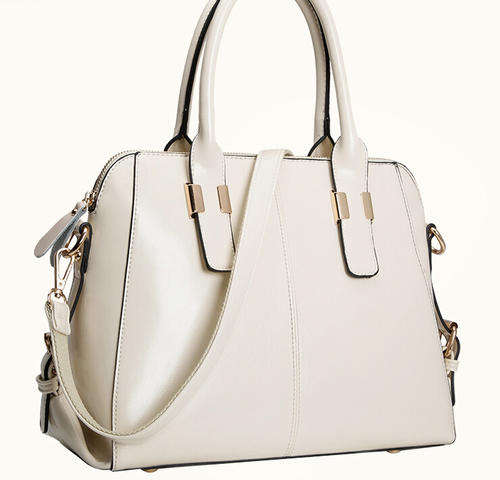 Noble style ladies large handbag with strape. Rice white bcolor. Stock in ZA