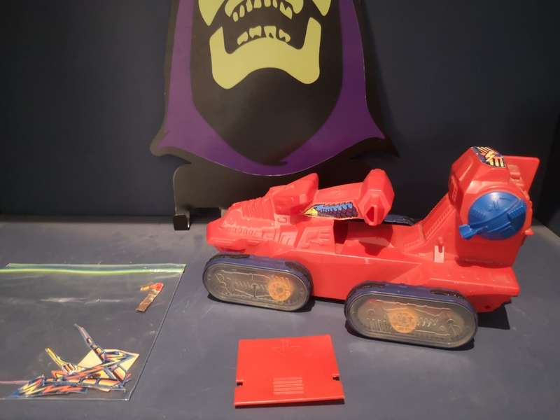 Attak Trak complete, vintage MOTU / He-man action figure (Attack Track)