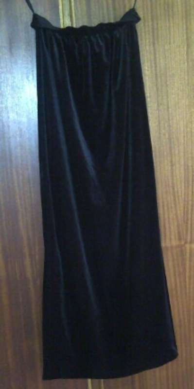 STUNNING BLACK VELVET, LONG SKIRT!! SIZE 10!!  KELSO!!