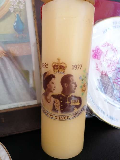 RIP - Queen Elizabeth II  package