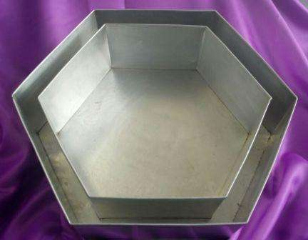 Set of 2 Hexagon Cake Pans