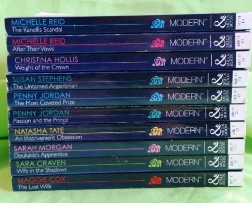 Clearance sale - 10 Mills & Boon Modern