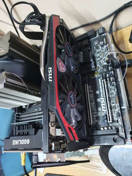 MSI x99a Godlike gaming Carbon, i7 6800k, Gtx780 combo