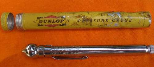 VINTAGE DUNLOP NO 6 TYRE PRESSURE GAUGE