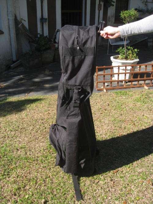 GOLF TRAVEL BAG. For golf bag and clubs protection.