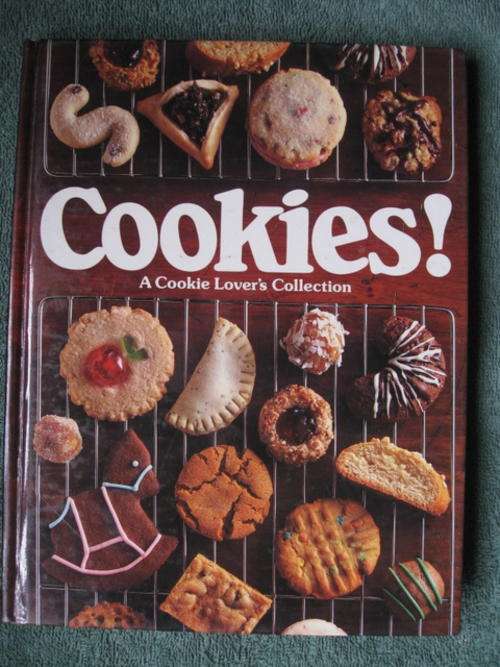 COOKIES! A COOKIE LOVER`S COLLECTION. Cy De Cosse Incorporated Kitchens.