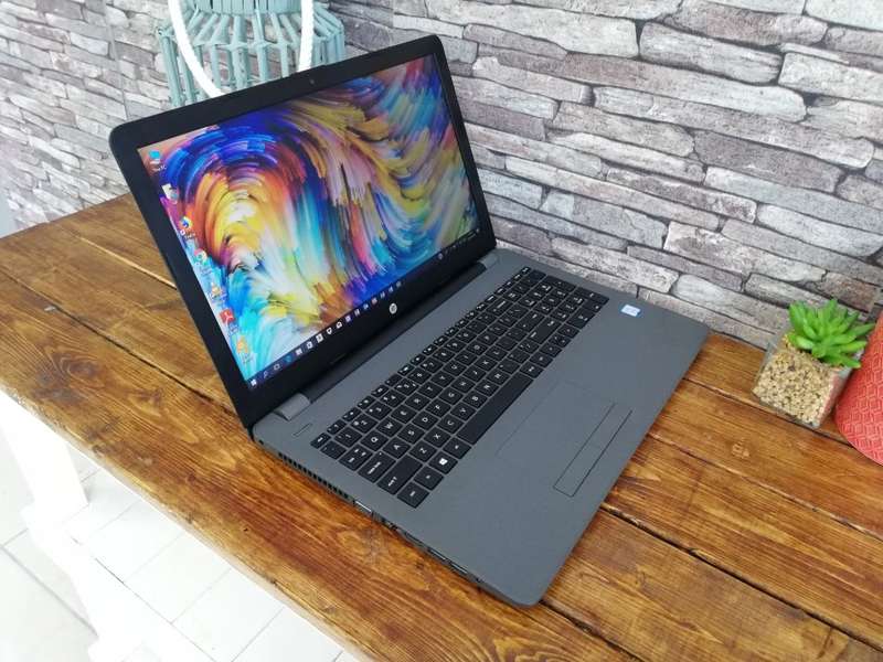 *NEW* Latest 7th Generation HP Pavilion Core i5 Notebook/ Laptop (High Spec!!)