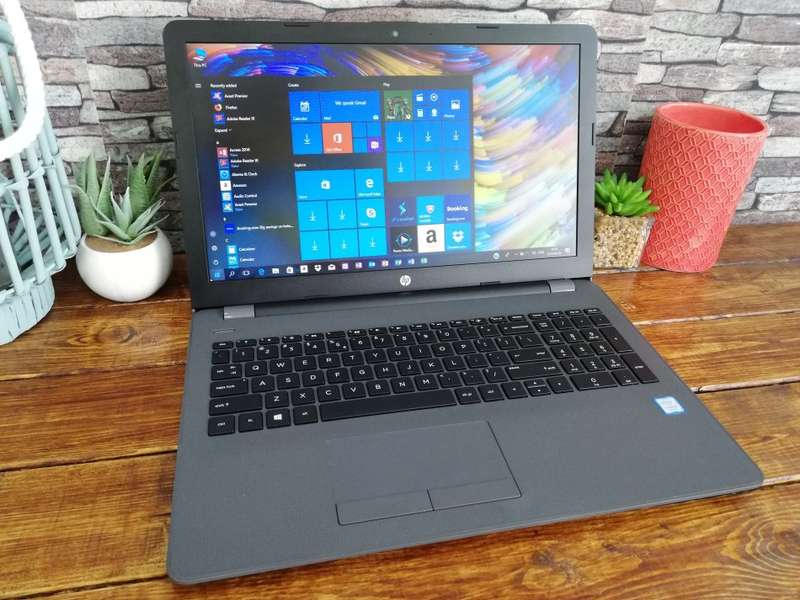 *NEW* Latest 7th Generation HP Pavilion Core i5 Notebook/ Laptop (High Spec!!)