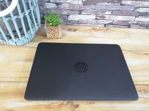 *High End* HP Elitebook 820 G4 Core i5 Premium Ultrabook with 256GB SSD